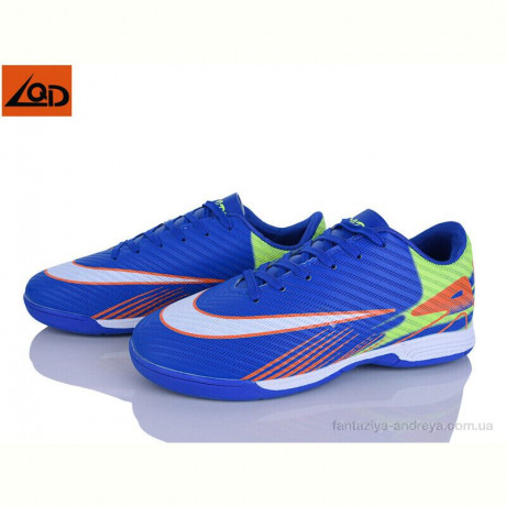 Футбольная обувь LQD M918-3